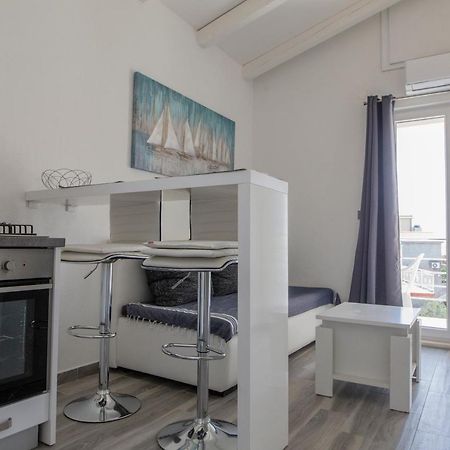 Apartament Zorana Rogoznica  Zewnętrze zdjęcie